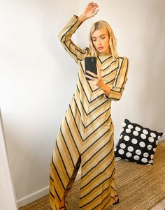 Золотистое платье макси с разрезом спереди и принтом «елочка» Selected Femme-Мульти