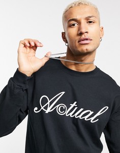 Черный лонгслив с логотипом спереди ASOS Actual