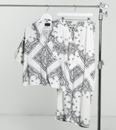 Белый пижамный комплект из рубашки с короткими рукавами и штанов с платочным принтом ASOS DESIGN Maternity
