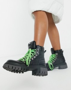 Черные ботинки из искусственной кожи на массивной подошве Koi Footwear Ephemeris-Черный