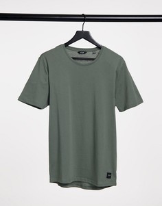 Зеленая удлиненная футболка с асимметричным подолом Only & Sons-Зеленый