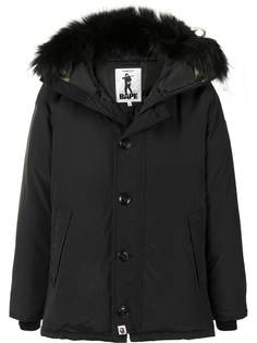 A BATHING APE® пуховик с искусственным мехом Bape