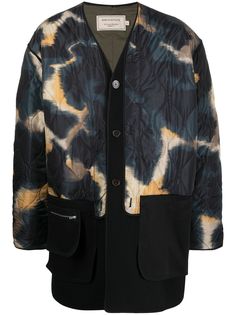 Maison Kitsuné пальто Army с абстрактным принтом