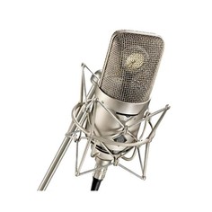 Студийный микрофон Neumann