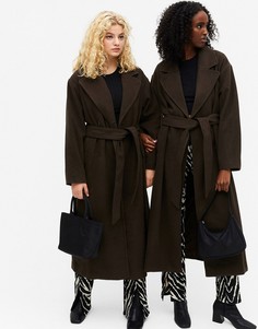 Коричневое пальто в стиле oversized с поясом Monki Brix-Коричневый