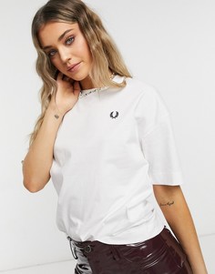 Белая футболка с принтом лаврового венка Fred Perry Laurel Wreath-Белый