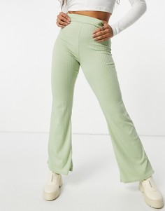 Шалфейно-зеленые брюки-клеш в рубчик от комплекта Club L London-Зеленый