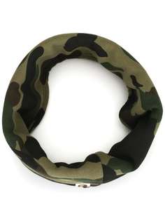 A BATHING APE® шарф с камуфляжным принтом Bape