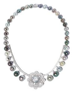 Yoko London колье Twilight из белого золота с жемчугом и бриллиантами