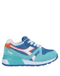 Низкие кеды и кроссовки Diadora