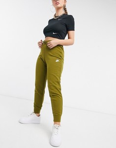 Узкие джоггеры цвета хаки Nike essentials-Зеленый цвет