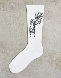 Спортивные носки с рисунком в стиле «от руки» на баскетбольную тему ASOS DESIGN-Белый