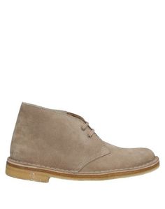 Полусапоги и высокие ботинки Clarks