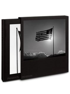 Phaidon Press книга Robert Mapplethorpe