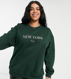 Эксклюзивный изумрудно-зеленый oversized-свитшот с принтом "New York" In The Style Plus x Lorna Luxe-Зеленый цвет