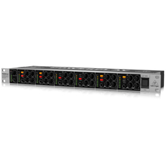 Профессиональный предусилитель для наушников Behringer