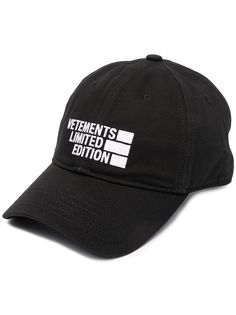 VETEMENTS кепка с вышитым логотипом