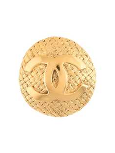 Chanel Pre-Owned брошь с логотипом CC
