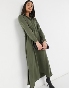 Атласное платье-рубашка макси цвета хаки со шнурком на талии Urban Threads-Зеленый цвет