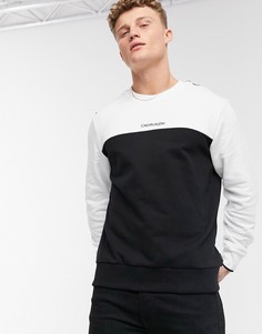 Черно-белый свитшот в стиле колор-блок с логотипом посередине Calvin Klein