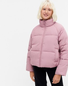 Укороченный розовый пуховик Monki Sue-Розовый цвет