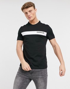 Черная футболка с контрастной полоской и логотипом на груди Calvin Klein-Черный цвет