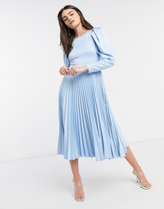 Нежно-голубое платье миди с пышными рукавами и плиссировкой Closet London-Голубой
