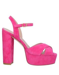 Сандалии Stuart Weitzman