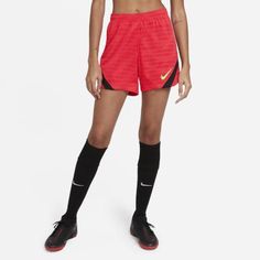 Женские трикотажные футбольные шорты Nike Dri-FIT Strike