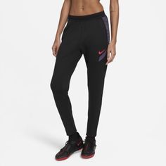 Женские футбольные брюки Nike Dri-FIT Strike