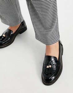 Черные лоферы с эффектом крокодиловой кожи и кисточками schuh Lailah-Черный цвет