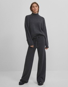 Темно-серые трикотажные джоггеры с широкими штанинами от комплекта Bershka-Серый