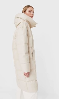 Stradivarius Пуховик Из Искусственной Кожи Женская Коллекция Цвет Небеленого Полотна M