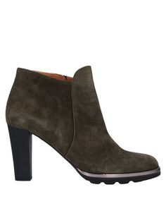 Полусапоги и высокие ботинки Voltan