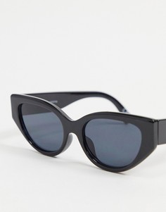 Солнцезащитные очки в блестящей черной миндалевидной оправе «кошачий глаз» со скосами ASOS DESIGN Recycled-Черный цвет