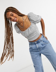 Белый кроп-топ в клетку с объемными рукавами Bershka
