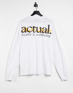 Белый oversized-лонгслив с принтом на спине ASOS Actual
