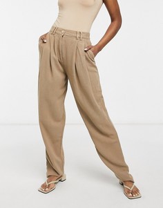 Свободные льняные брюки светло-коричневого цвета со складками спереди ASOS DESIGN-Коричневый цвет