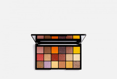 Палетка теней Makeup Revolution