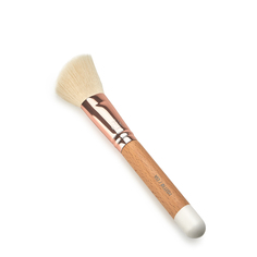 BACHCA BACHCA Скошенная кисть для румян Blush Brush 1 шт