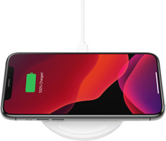 Беспроводное зарядное устройство Belkin Boost Wireless Charging Pad 15W + QC 3.0 24W Wall Charger (белый)