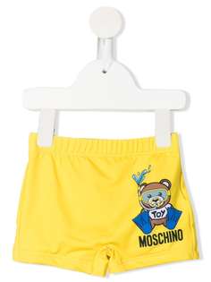 Moschino Kids плавки-шорты с логотипом и принтом