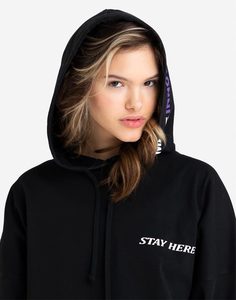 Чёрное худи oversize с надписями Gloria Jeans