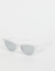 Солнцезащитные очки "кошачий глаз" в белой оправе AJ Morgan-Белый