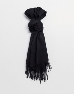 Черный прямоугольный шарф с бахромой SVNX