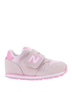 Низкие кеды и кроссовки New Balance