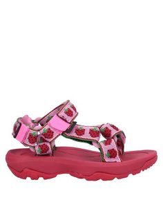 Сандалии Teva