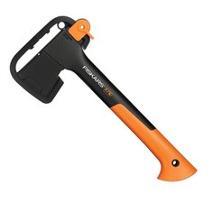 Набор Fiskars: универсальный топор Х7 + точилка для топоров + нож