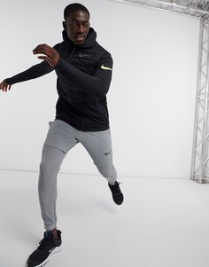 Зимний дутый жилет черного цвета Nike Training therma-Черный