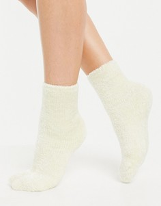 Пушистые носки для дома кроемового цвета ASOS DESIGN-Белый